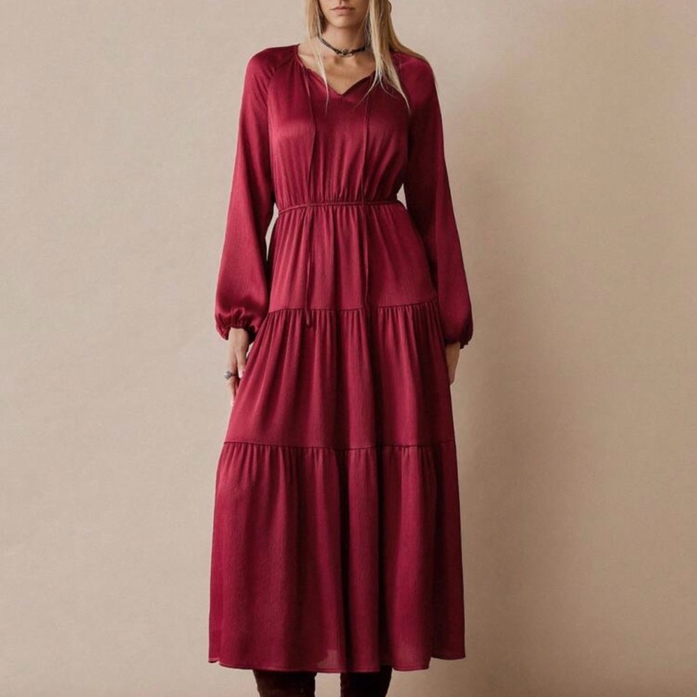 Women's Burgundy Long Sleeve Tiered Dress